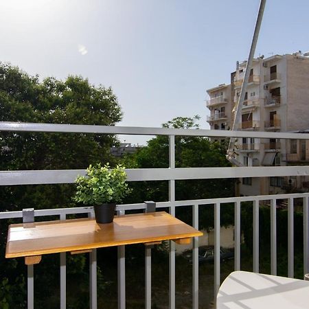 Studio 48, Cozy Apartment In Kalamata City Center 外观 照片